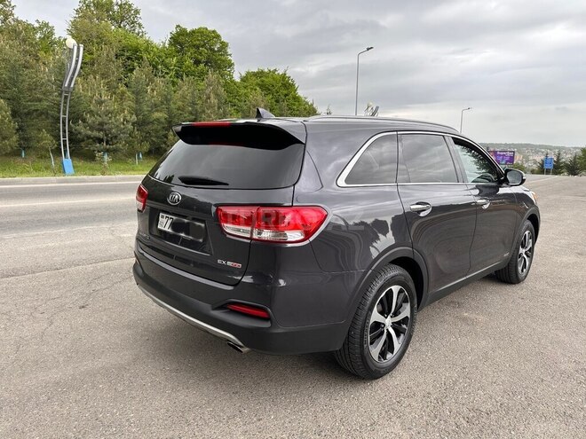 Kia Sorento 2015, 185,000 km - 2.0 l - Qusar