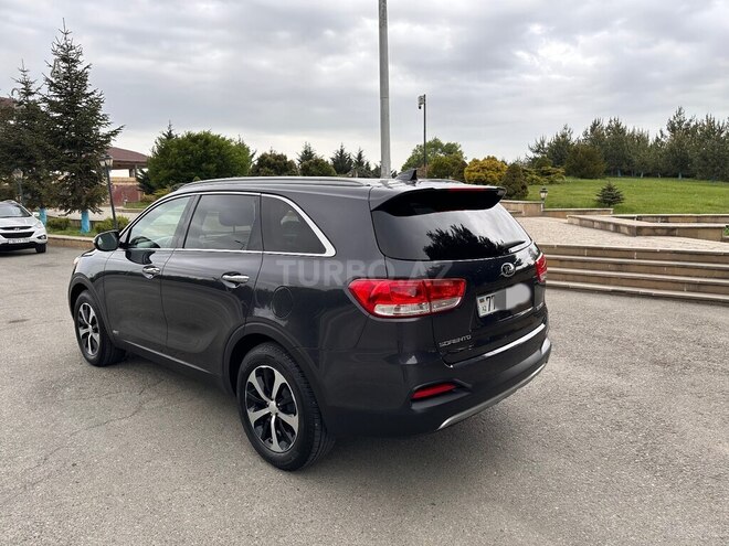 Kia Sorento 2015, 185,000 km - 2.0 l - Qusar