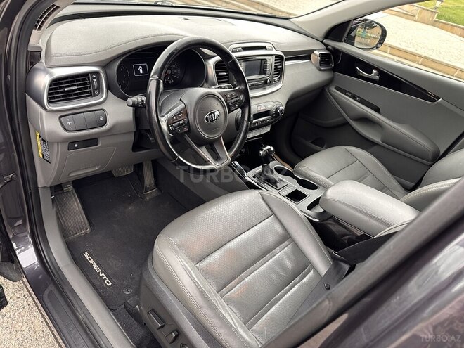 Kia Sorento 2015, 185,000 km - 2.0 l - Qusar