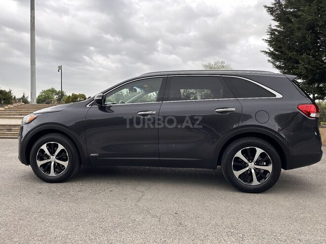 Kia Sorento 2015, 185,000 km - 2.0 l - Qusar