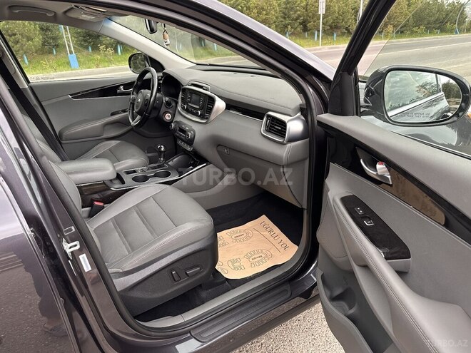 Kia Sorento 2015, 185,000 km - 2.0 l - Qusar