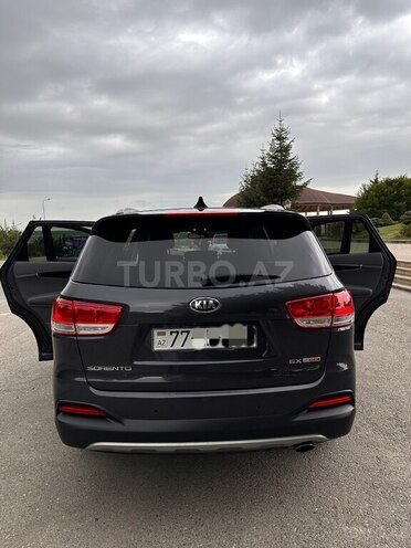 Kia Sorento 2015, 185,000 km - 2.0 l - Qusar