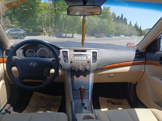Hyundai Sonata 2009, 259,000 km - 2.0 л - Bakı