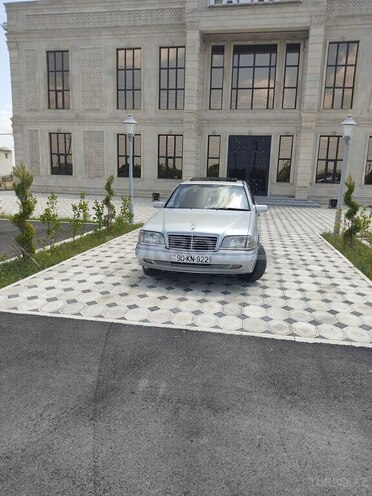 Mercedes C 180 1995, 400,000 km - 1.8 l - Saatlı