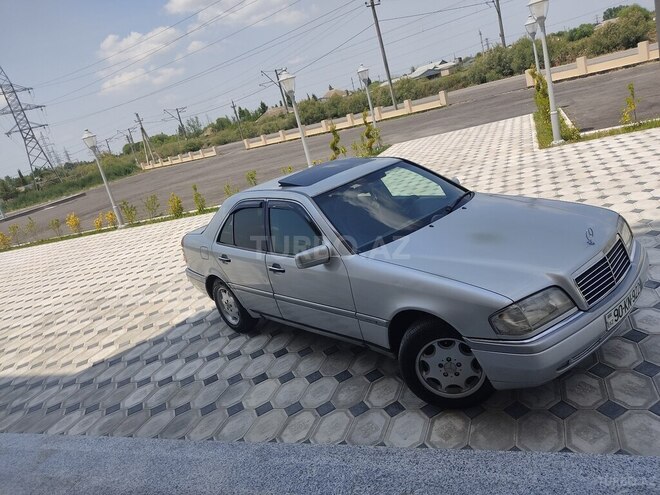 Mercedes C 180 1995, 400,000 km - 1.8 l - Saatlı