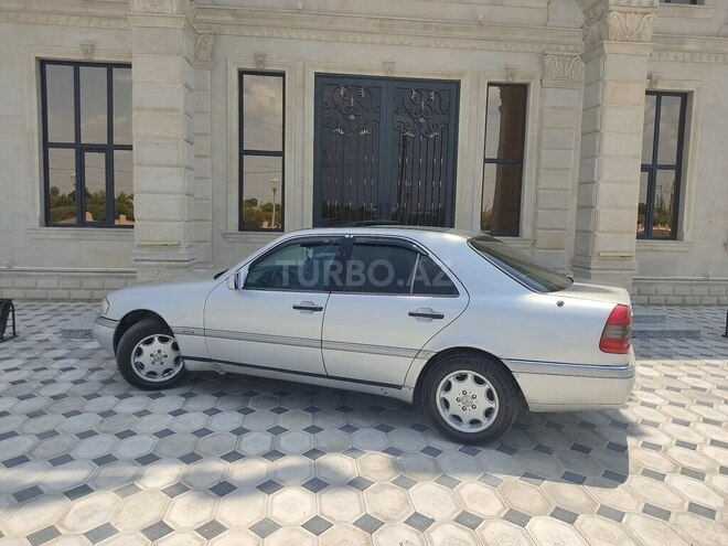Mercedes C 180 1995, 400,000 km - 1.8 l - Saatlı