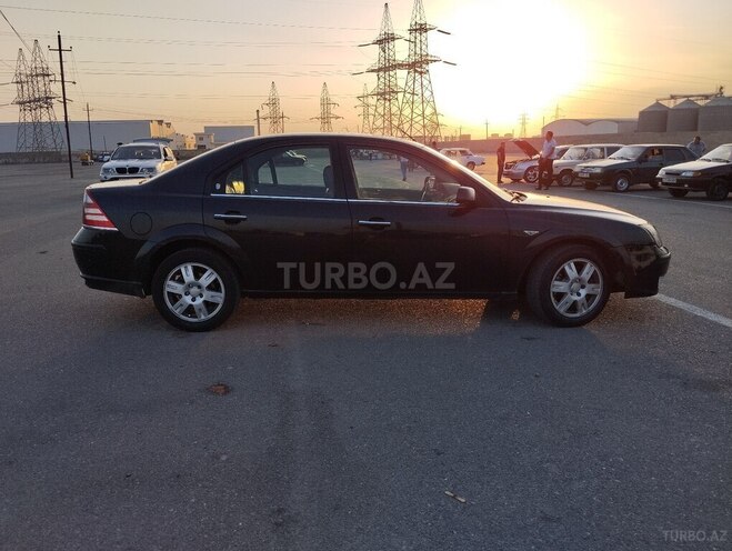 Ford Mondeo 2005, 300,600 km - 2.0 l - Bakı