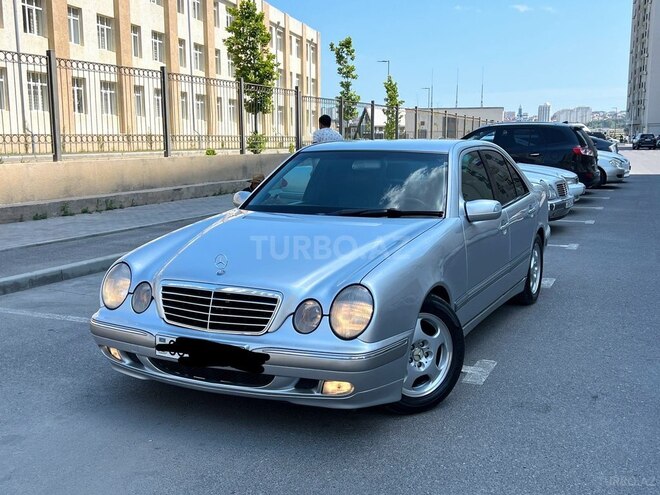 Mercedes E 240 2001, 245,000 km - 2.6 l - Salyan