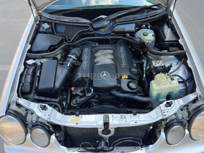 Mercedes E 240 2001, 245,000 km - 2.6 l - Salyan