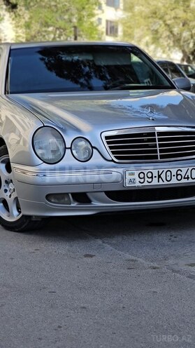 Mercedes E 240 2000, 310,000 km - 2.4 l - Bakı