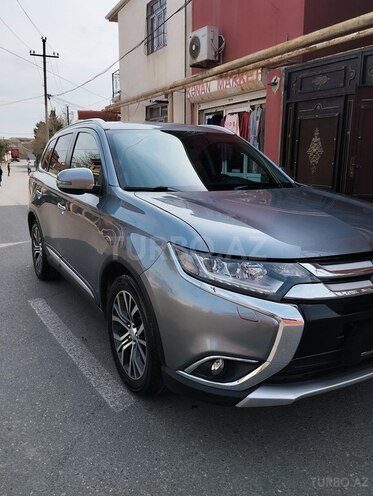 Mitsubishi Outlander 2016, 202,000 km - 2.4 l - Bakı