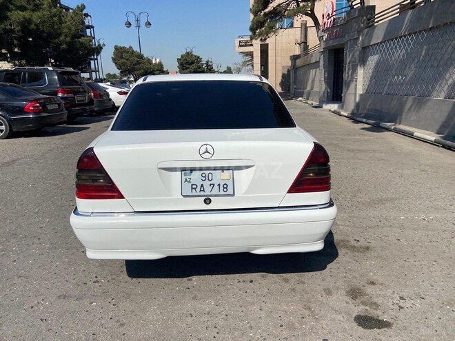 Mercedes C 230 1997, 231,401 km - 2.3 l - Bakı