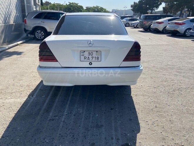 Mercedes C 230 1997, 231,401 km - 2.3 l - Bakı