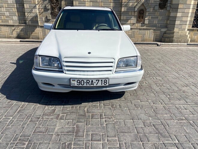 Mercedes C 230 1997, 231,401 km - 2.3 l - Bakı