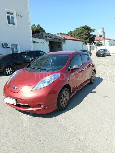 Nissan Leaf 2014, 135,000 km - 1.5 l - Bakı