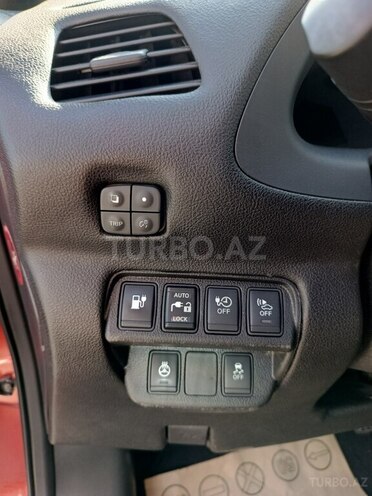 Nissan Leaf 2014, 135,000 km - 1.5 l - Bakı