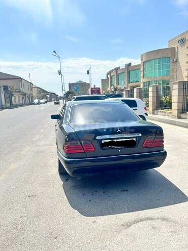 Mercedes E 230 1996, 390,000 km - 2.3 l - Bakı