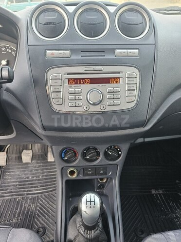 Ford Tourneo Connect 2009, 181,000 km - 1.8 l - Bakı