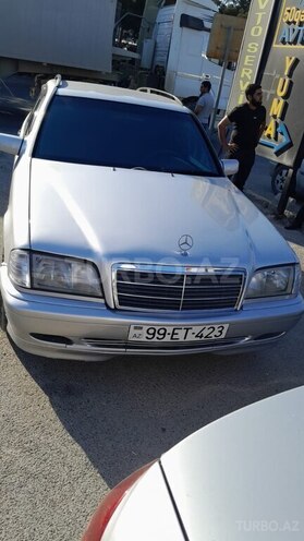 Mercedes C 220 1999, 220,000 km - 2.2 l - Bakı