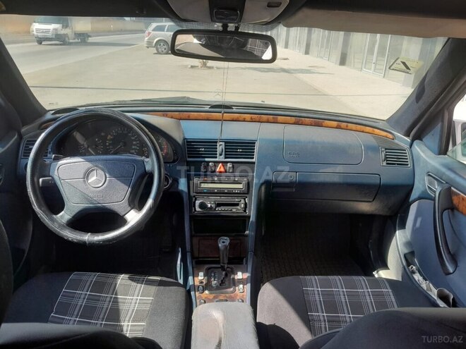 Mercedes C 220 2000, 458,669 km - 2.2 л - Bakı