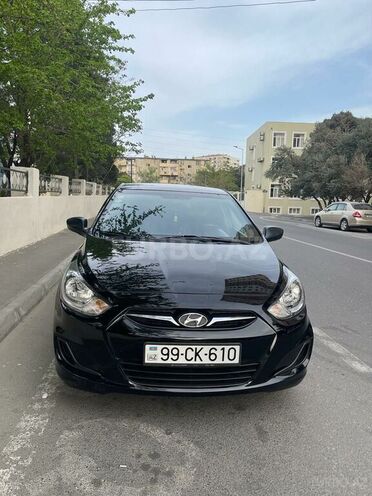 Hyundai Accent 2013, 162,500 km - 1.4 l - Qax