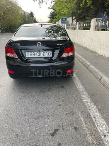 Hyundai Accent 2013, 162,500 km - 1.4 l - Qax
