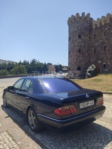 Mercedes E 250 1997, 471,500 km - 2.5 l - Tovuz