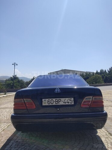 Mercedes E 250 1997, 471,500 km - 2.5 l - Tovuz