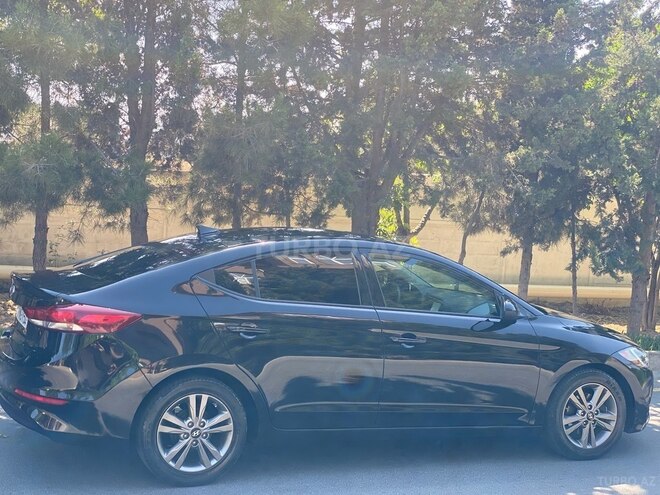Hyundai Elantra 2016, 178,415 km - 2.0 l - Bakı