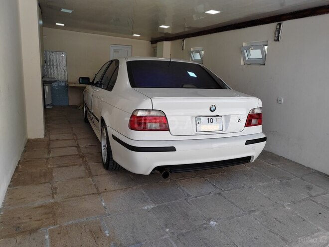 BMW 525 2001, 290,000 km - 2.5 l - Bakı