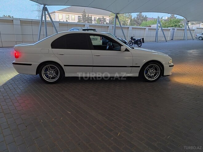 BMW 525 2001, 290,000 km - 2.5 l - Bakı