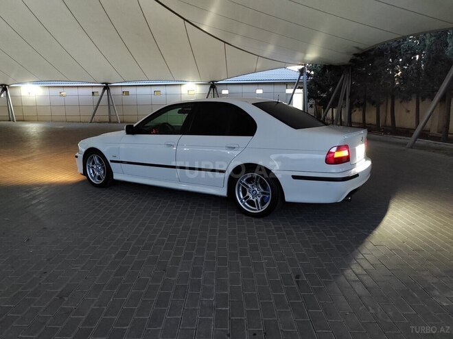BMW 525 2001, 290,000 km - 2.5 l - Bakı