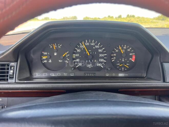 Mercedes E 200 1993, 362,323 km - 2.0 l - Bakı