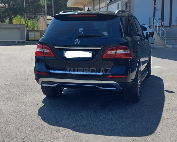 Mercedes ML 350 4MATIC 2015, 80,000 km - 3.5 l - Bakı