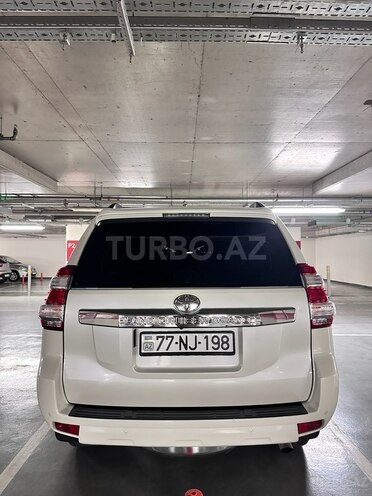 Toyota Land Cruiser Prado 2014, 144,000 km - 2.7 l - Bakı