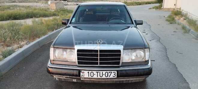 Mercedes E 230 1993, 366,000 km - 2.3 л - Bakı