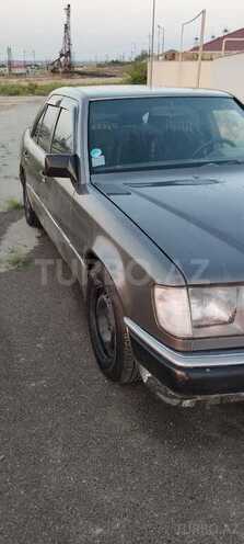 Mercedes E 230 1993, 366,000 km - 2.3 л - Bakı