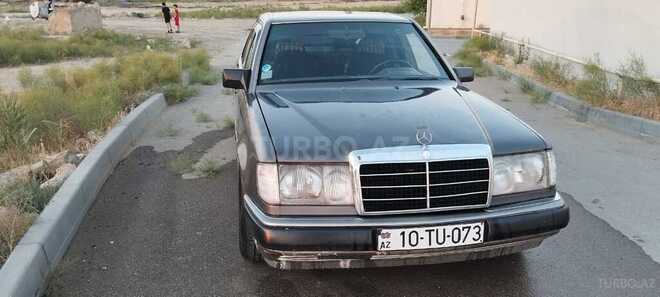 Mercedes E 230 1993, 366,000 km - 2.3 л - Bakı