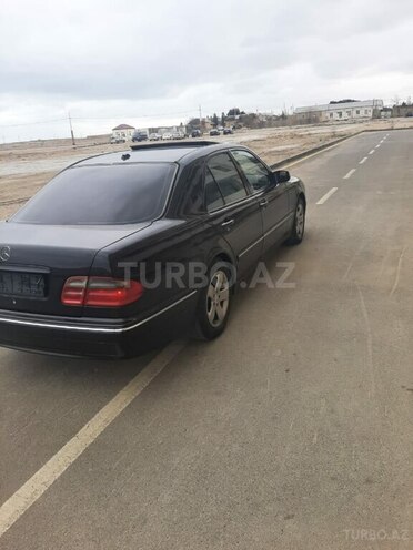 Mercedes E 270 2001, 350,000 km - 2.7 l - Bakı