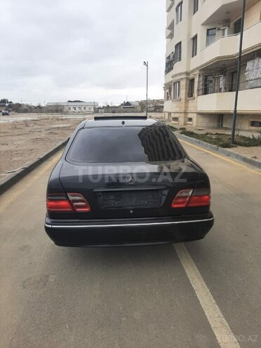 Mercedes E 270 2001, 350,000 km - 2.7 l - Bakı