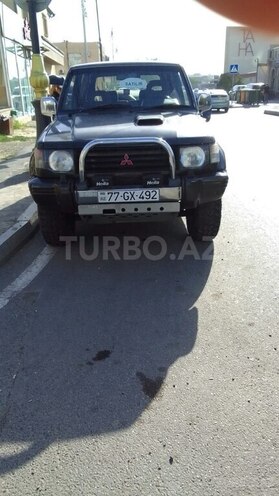 Mitsubishi Pajero 1997, 210,000 km - 2.8 л - Bakı