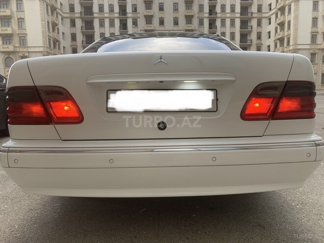 Mercedes E 320 2000, 271,031 km - 3.2 l - Bakı