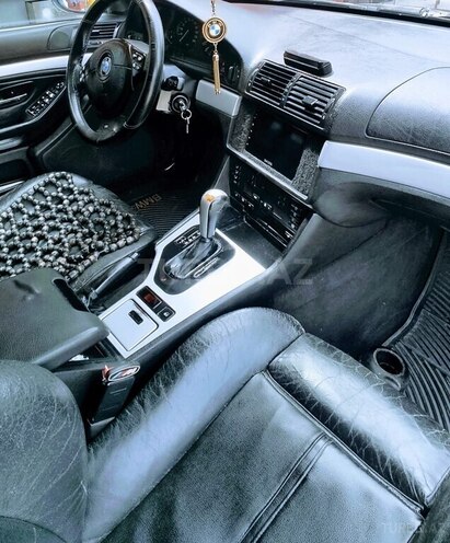 BMW 530 1998, 330,000 km - 2.9 l - Göyçay