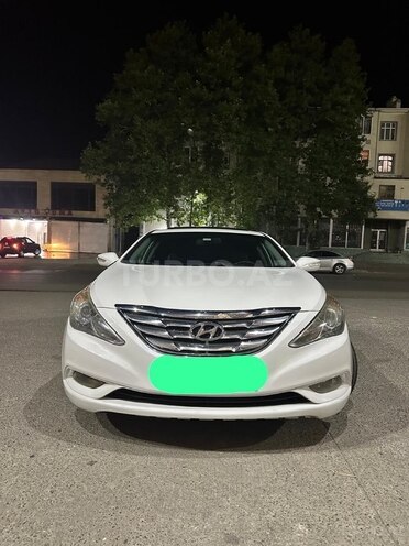 Hyundai Sonata 2010, 154,000 km - 2.4 л - Samux