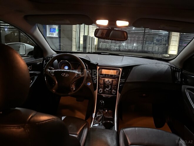 Hyundai Sonata 2010, 154,000 km - 2.4 л - Samux
