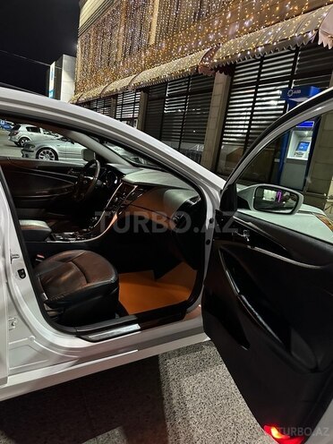 Hyundai Sonata 2010, 154,000 km - 2.4 л - Samux