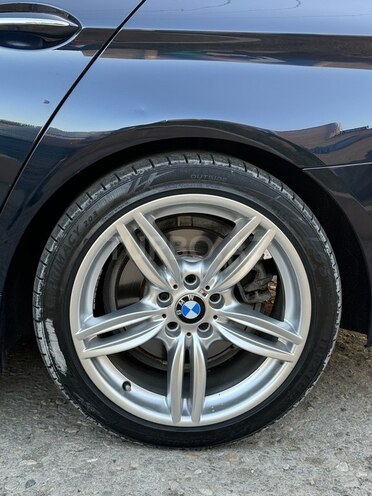 BMW 535 2011, 200,000 km - 3.0 л - Bakı