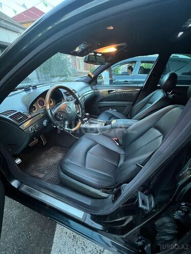 Mercedes E 320 2003, 321,345 km - 3.2 l - Bakı