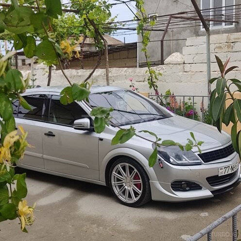 Opel Astra 2009, 169,000 km - 1.4 l - Siyəzən