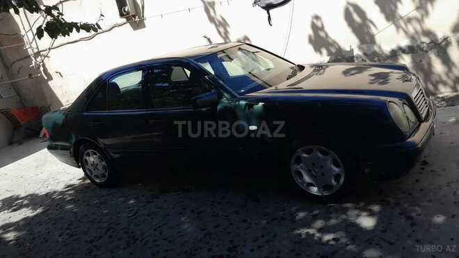 Mercedes E 200 1996, 315,000 km - 2.0 l - Bakı